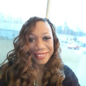 Meet your Posher, Vivian